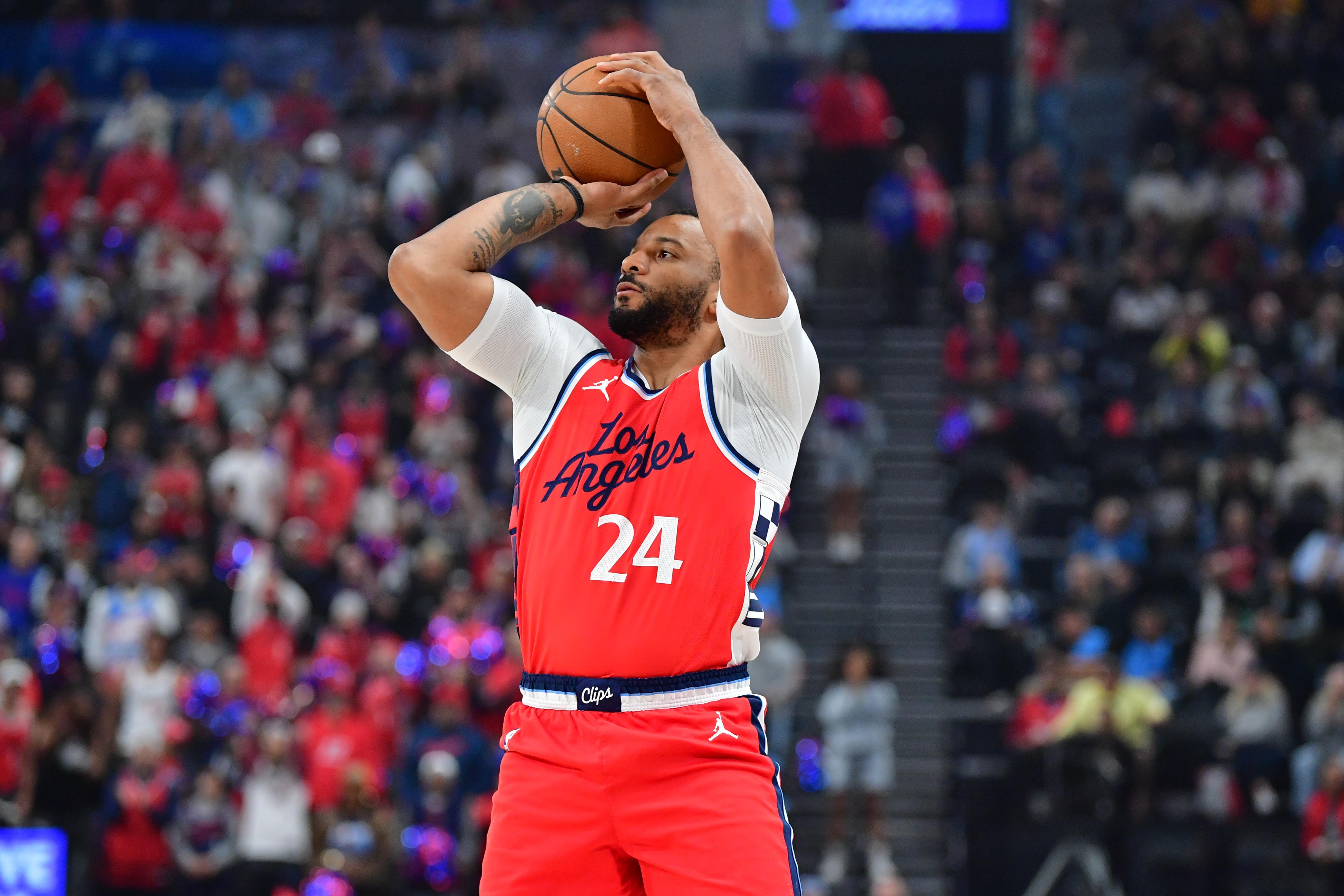 开云体育官网-Windhorst：热火得到鲍威尔的交易很划算 合同年的他会表现很出色